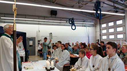 Gottesdienst im Feuerwehrgertehaus