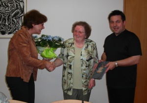 Frau Schöttler, Frau Notheisen, Pfarrer Maiba