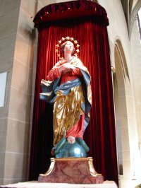 Der Marienaltar